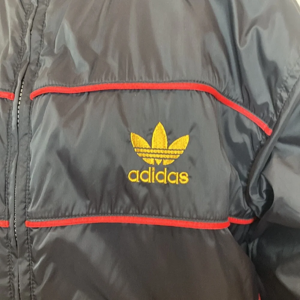 Vintage Unisex Adidas full zip winter puffer coat insulated winter rare